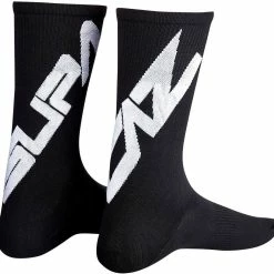 Supacaz SupaG Twisted Sokken -Giro Verkoop a56a1cf9 683f 413f 9c14 bca5e2240ff9 supacaz sokken supasox twisted zwart 1